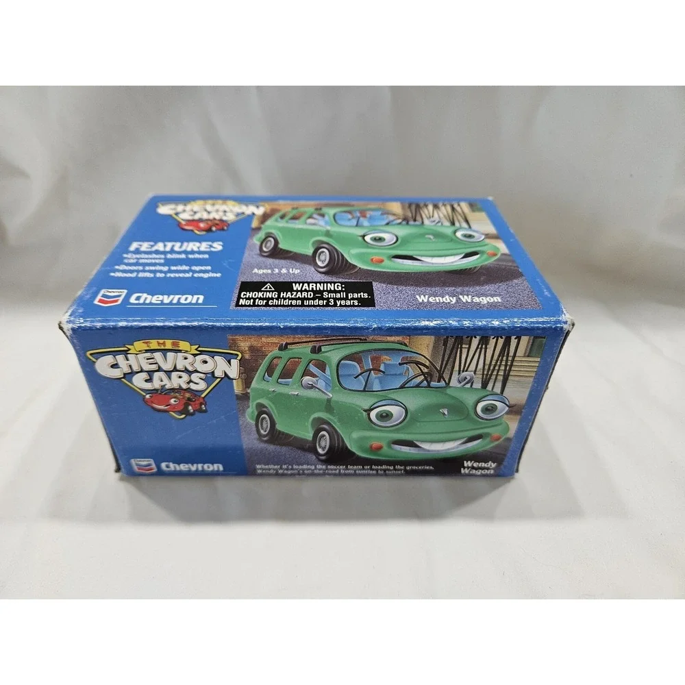 1996 The Chevron Cars WENDY WAGON‎ Eyes Move Doors Swing Hood Lifts New In Box